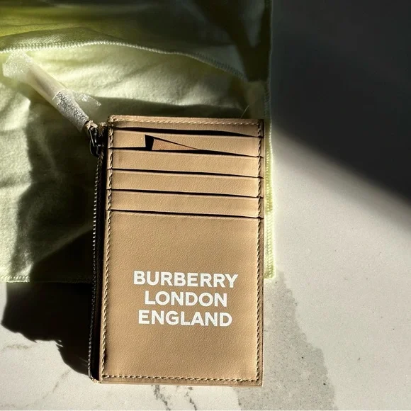 Burberry | Unisex Street Style Plain Leather Logo Coin Cases tan zip card case - Picture 1 of 2